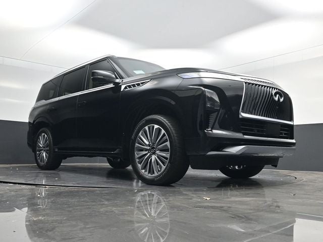 2026 INFINITI QX80 LUXE