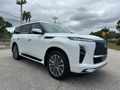 2026 INFINITI QX80 LUXE