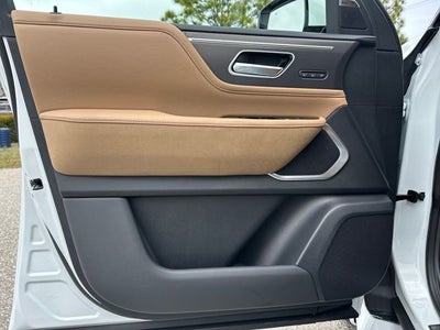 2026 INFINITI QX80 LUXE