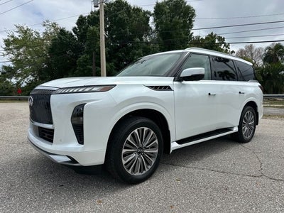 2026 INFINITI QX80 LUXE
