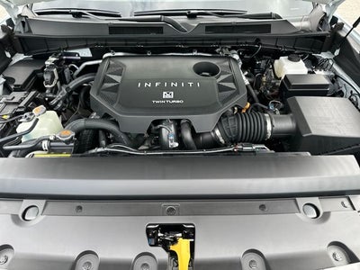 2026 INFINITI QX80 LUXE