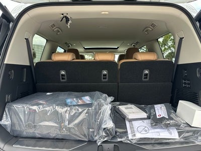 2026 INFINITI QX80 LUXE