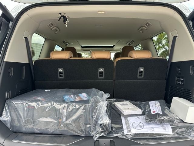 2026 INFINITI QX80 LUXE