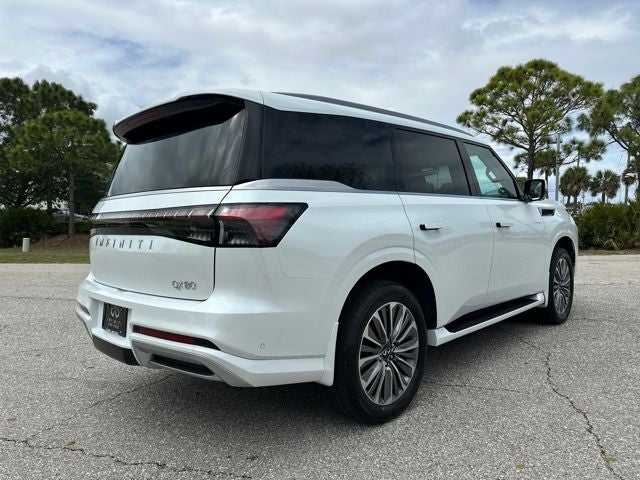 2026 INFINITI QX80 LUXE