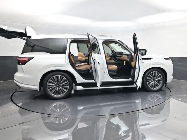 2026 INFINITI QX80 LUXE