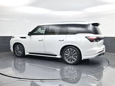 2026 INFINITI QX80 LUXE
