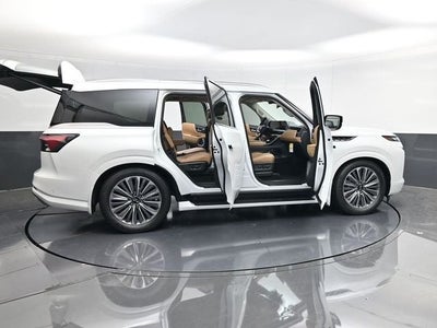 2026 INFINITI QX80 LUXE