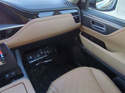 2026 INFINITI QX80 LUXE