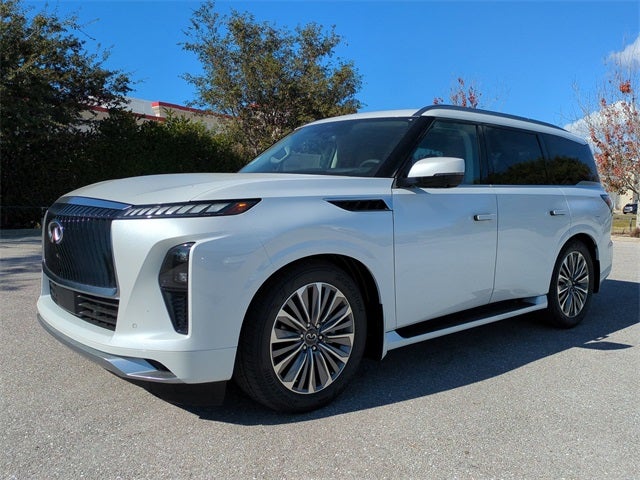 2026 INFINITI QX80 LUXE