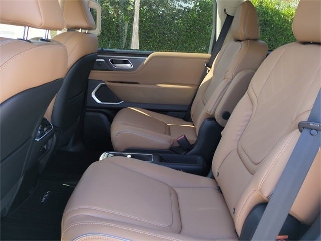 2026 INFINITI QX80 LUXE