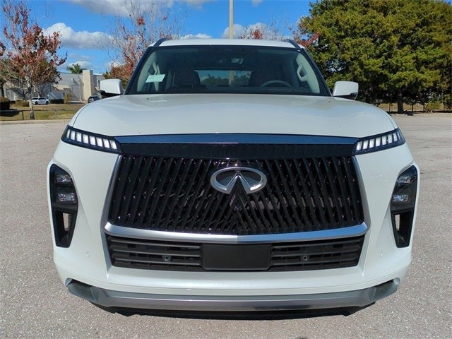 2026 INFINITI QX80 LUXE