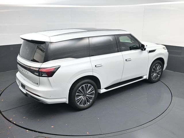 2026 INFINITI QX80 LUXE