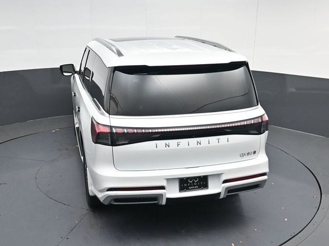 2026 INFINITI QX80 LUXE