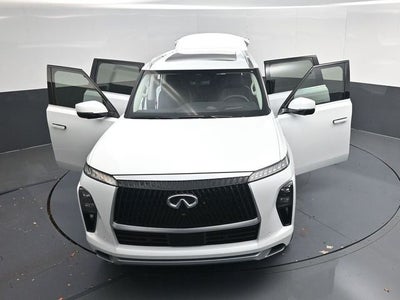 2026 INFINITI QX80 LUXE