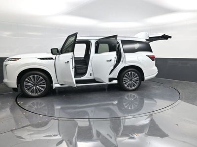 2026 INFINITI QX80 LUXE