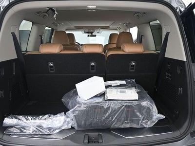 2026 INFINITI QX80 LUXE