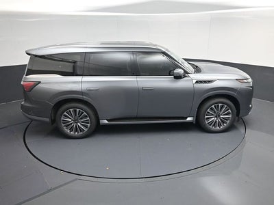 2026 INFINITI QX80 LUXE