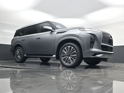 2026 INFINITI QX80 LUXE