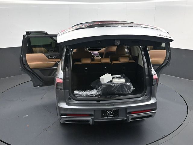 2026 INFINITI QX80 LUXE