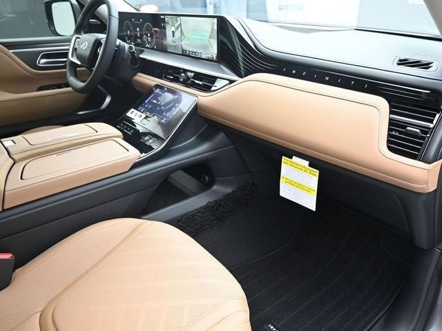 2026 INFINITI QX80 LUXE