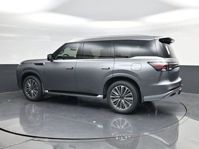 2026 INFINITI QX80 LUXE
