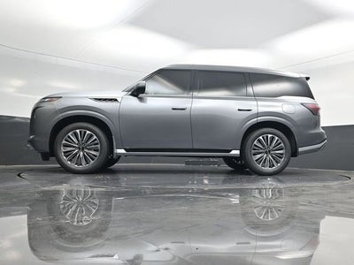 2026 INFINITI QX80 LUXE