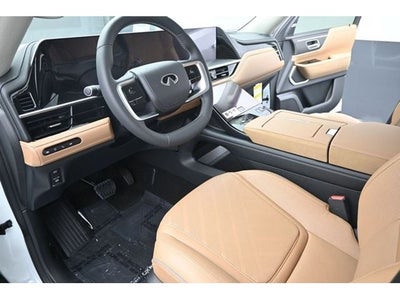 2026 INFINITI QX80 LUXE