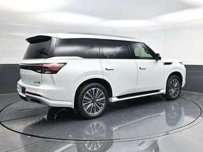 2026 INFINITI QX80 LUXE
