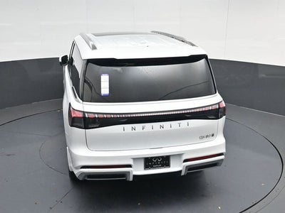 2026 INFINITI QX80 LUXE