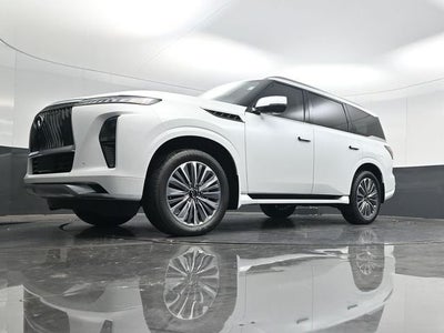 2026 INFINITI QX80 LUXE