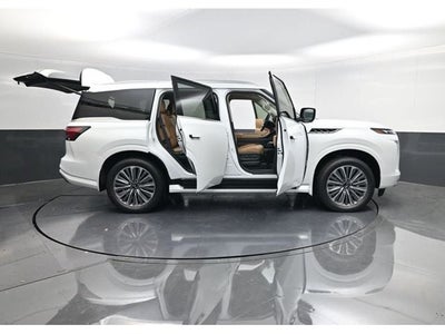 2026 INFINITI QX80 LUXE