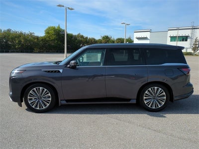 2026 INFINITI QX80 LUXE