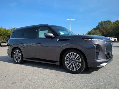 2026 INFINITI QX80 LUXE