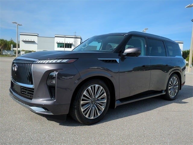 2026 INFINITI QX80 LUXE