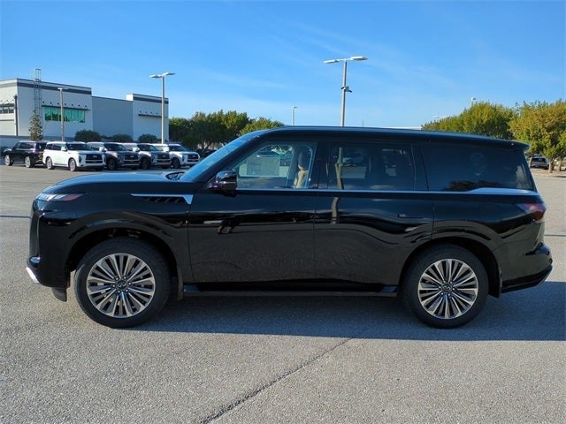 2026 INFINITI QX80 LUXE