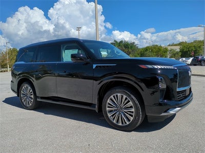 2026 INFINITI QX80 LUXE