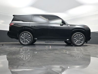 2026 INFINITI QX80 LUXE
