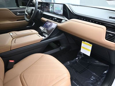 2026 INFINITI QX80 LUXE