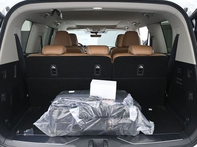 2026 INFINITI QX80 LUXE