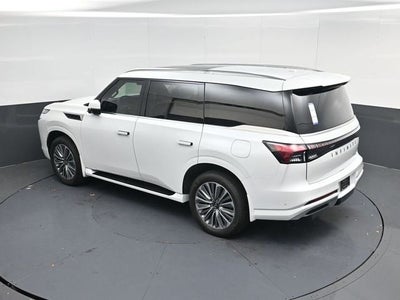 2026 INFINITI QX80 LUXE