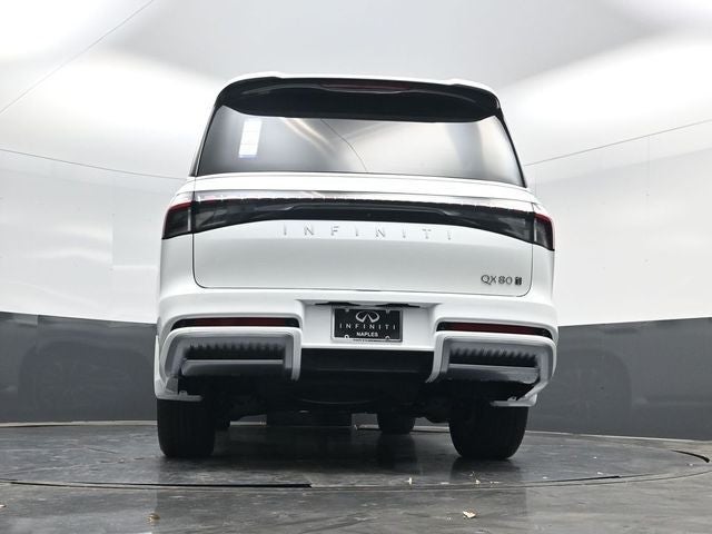 2026 INFINITI QX80 LUXE