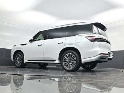 2026 INFINITI QX80 LUXE