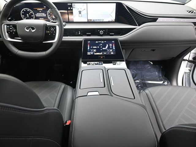 2026 INFINITI QX80 LUXE