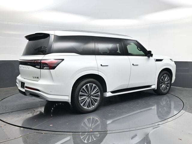 2026 INFINITI QX80 LUXE