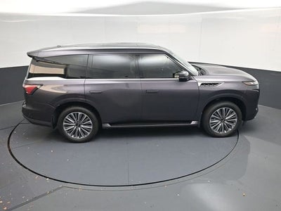 2026 INFINITI QX80 LUXE
