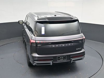 2026 INFINITI QX80 LUXE