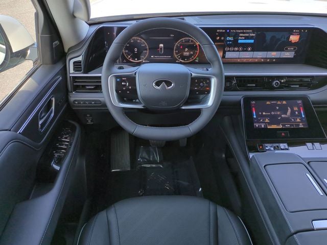2026 INFINITI QX80 LUXE