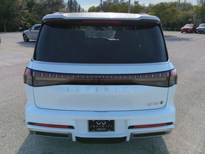 2026 INFINITI QX80 LUXE