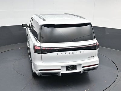 2026 INFINITI QX80 LUXE