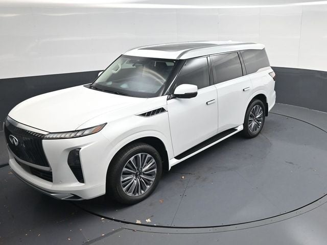 2026 INFINITI QX80 LUXE